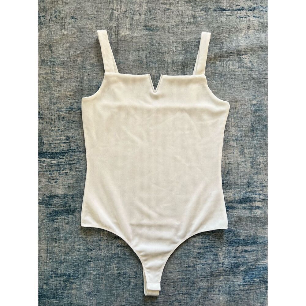 TCEC White Ribbed Knit Square Neck V Notch Bodysuit XL